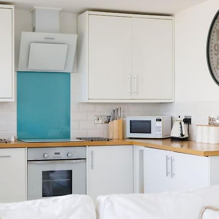 Ferienwohnung Two Bed Seafront Escape In East Wittering Exterior foto