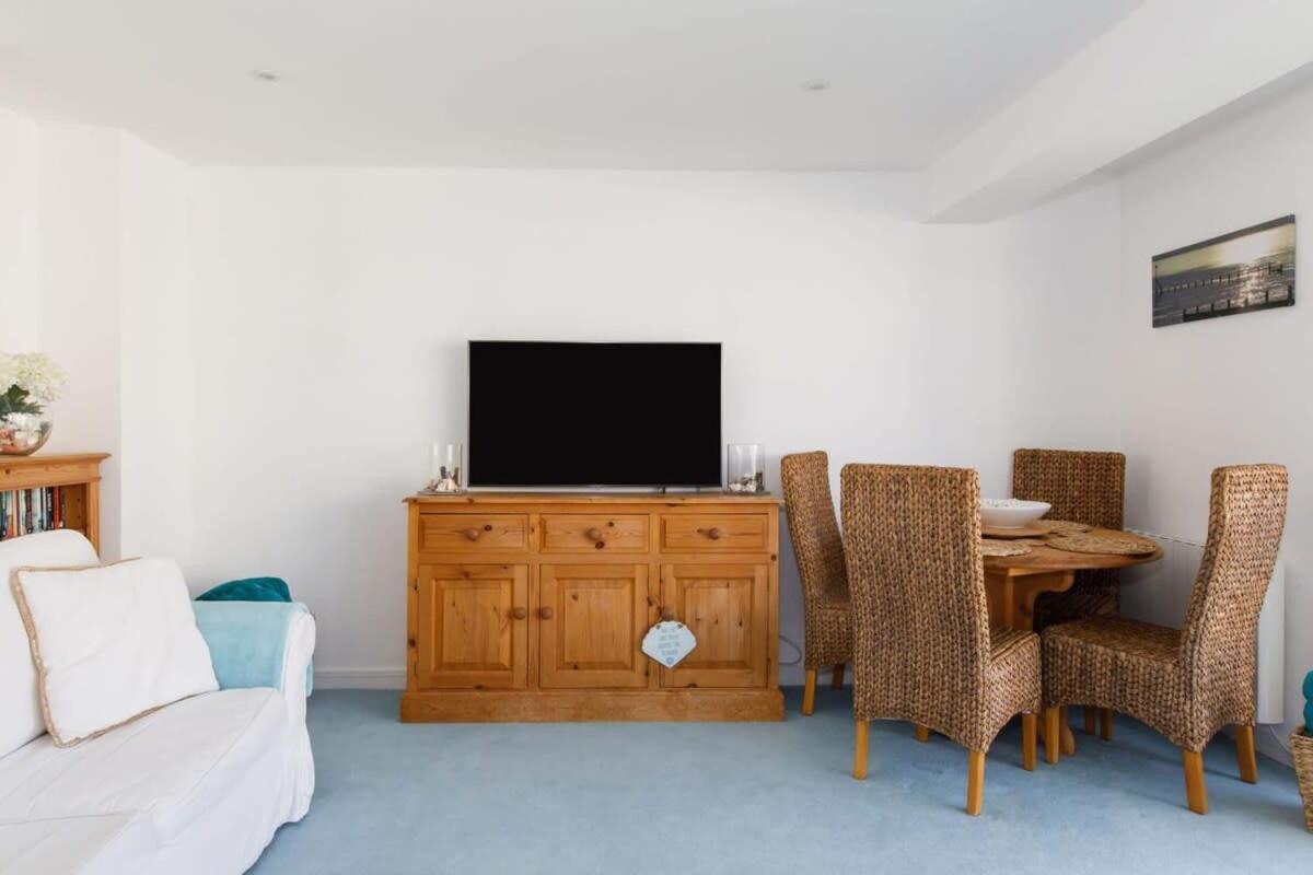 Ferienwohnung Two Bed Seafront Escape In East Wittering Exterior foto
